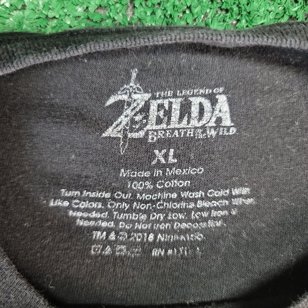 The Legend of Zelda Breath Of The Wild Adult Unisex XL Black Nintendo Shirt - Picture 5 of 7